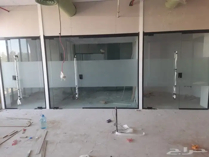 زجاج مكاتب تفصيل زجاج مكتب 3