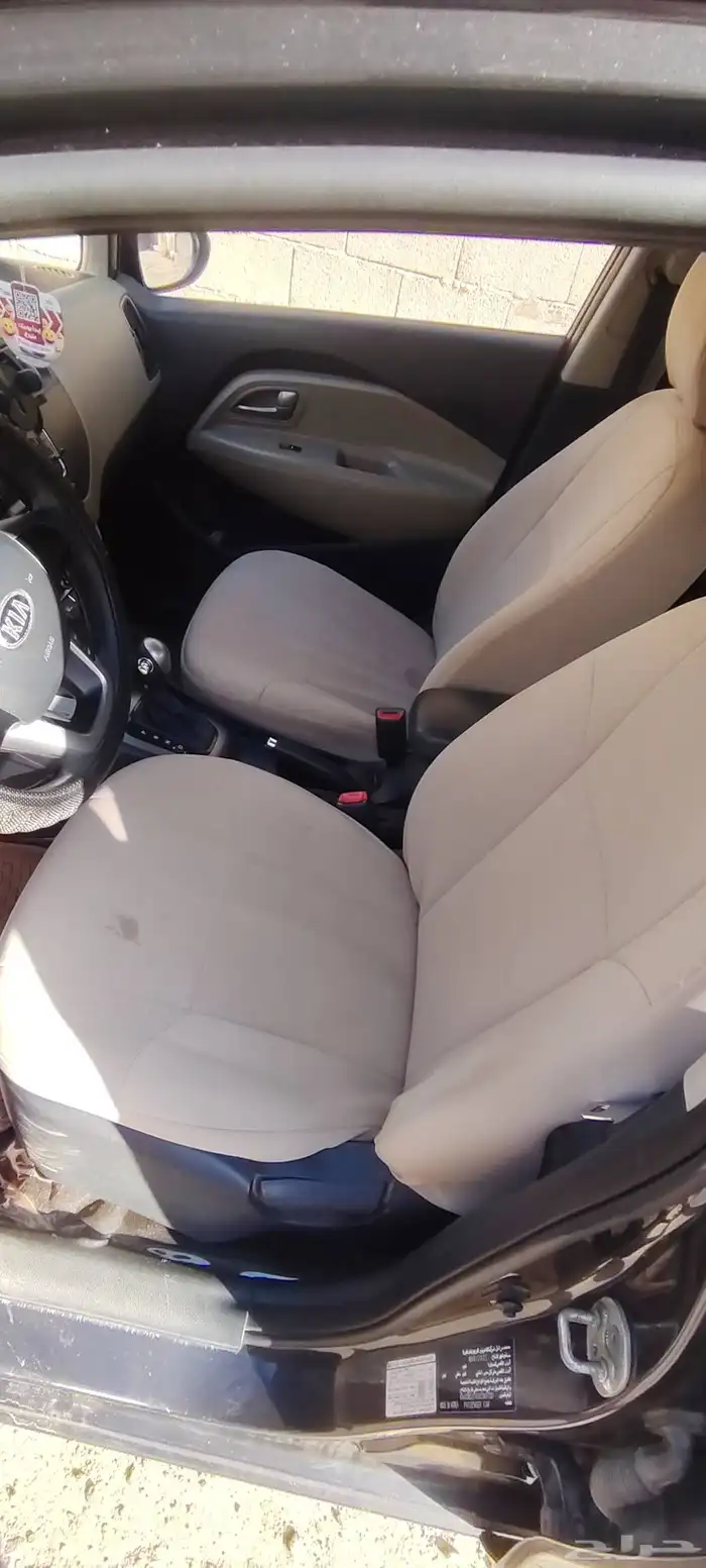 كيا ريو هاتش باك موديل 2016 وقم التلفون 4