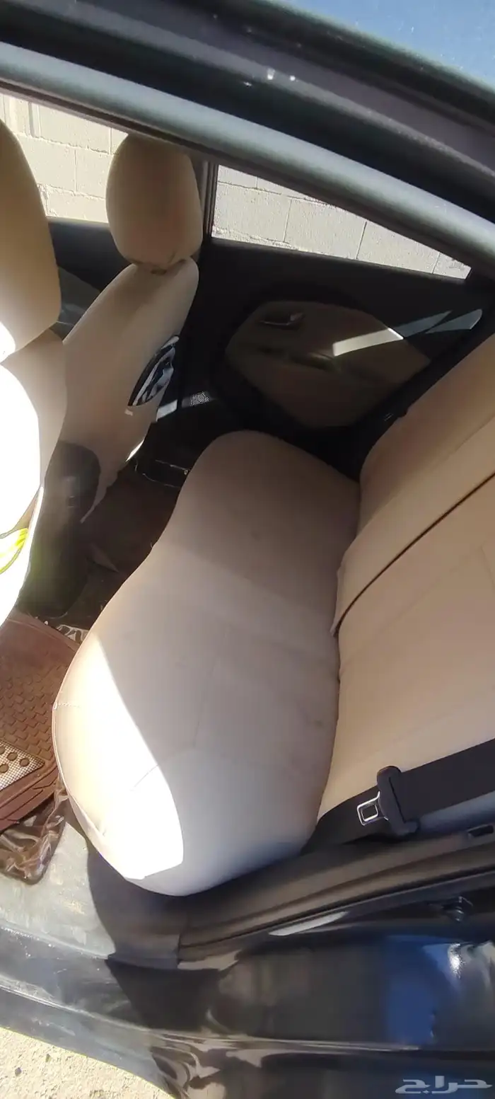 كيا ريو هاتش باك موديل 2016 وقم التلفون 3