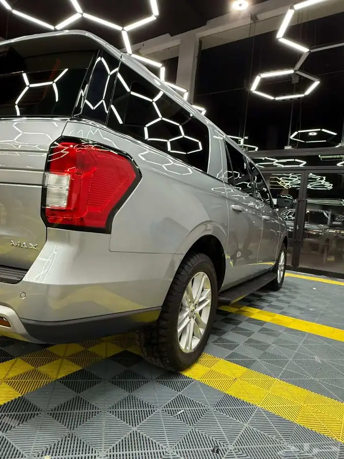 فورد اكسبديشن 2024 ماكس الطويل 2