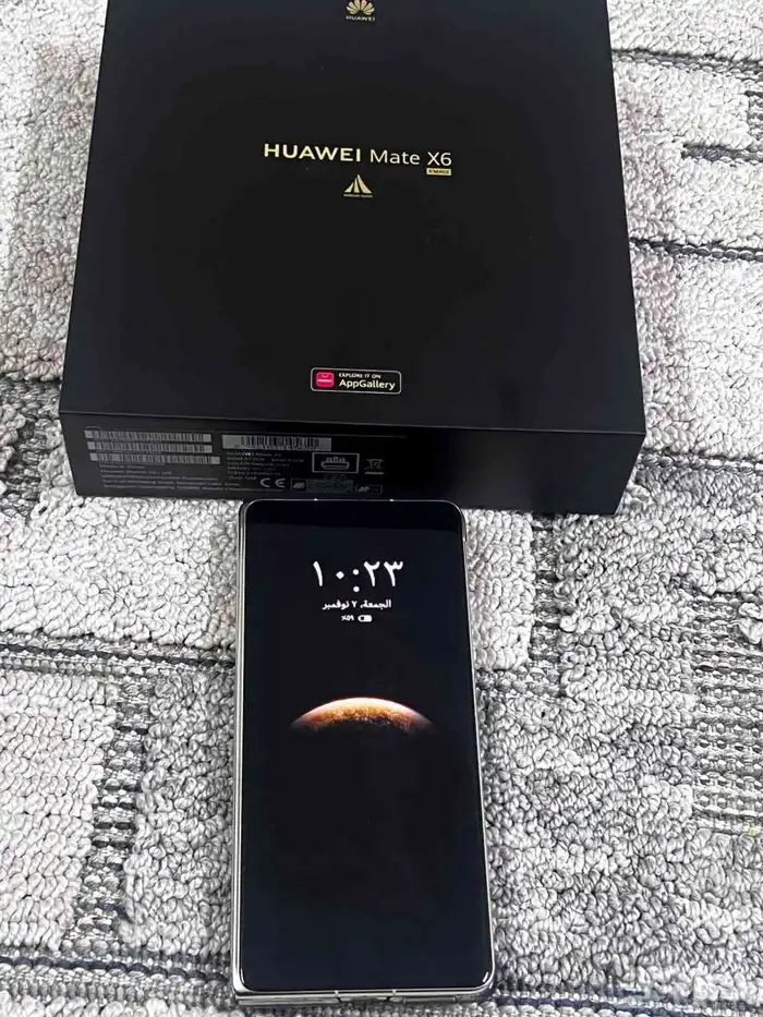 HUAWEI Mate X6 2