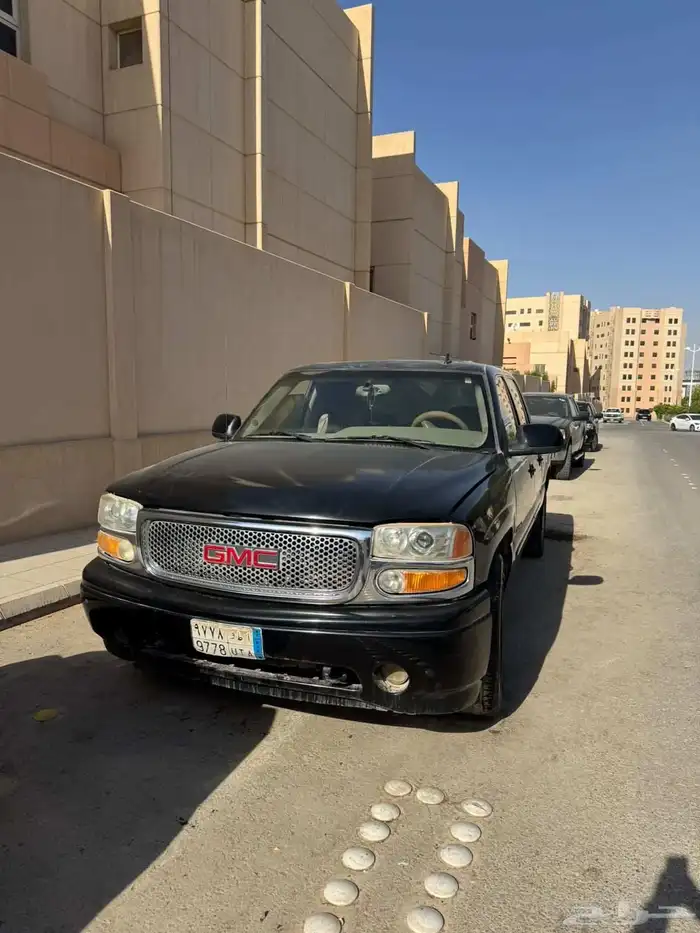 للبيع جمس سيرا 2009 و2006 موجود 5