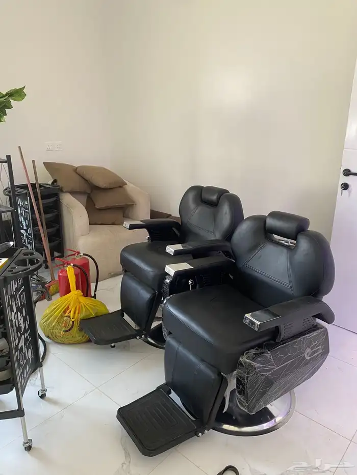 كراسي حلاق واغراض محل كامل ماتحتاج تشتري شي 0