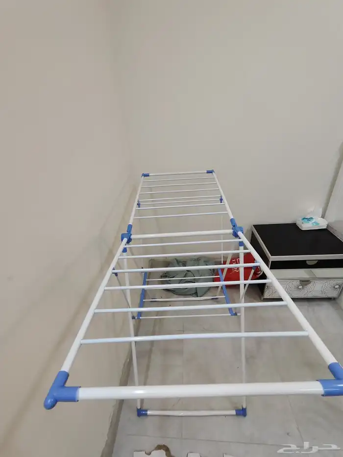 منشرة او علاقة ملابس 3