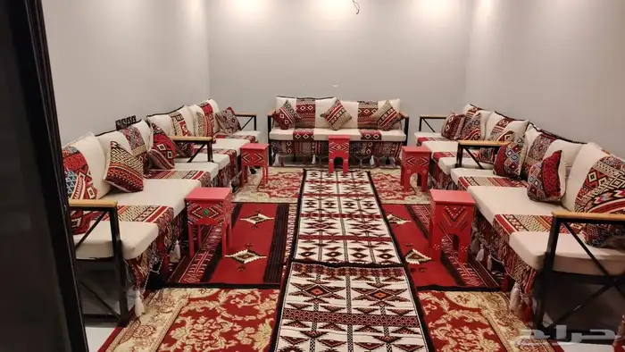 تأجير طاولات وكراسي وكنب وجلسات شعبية 1