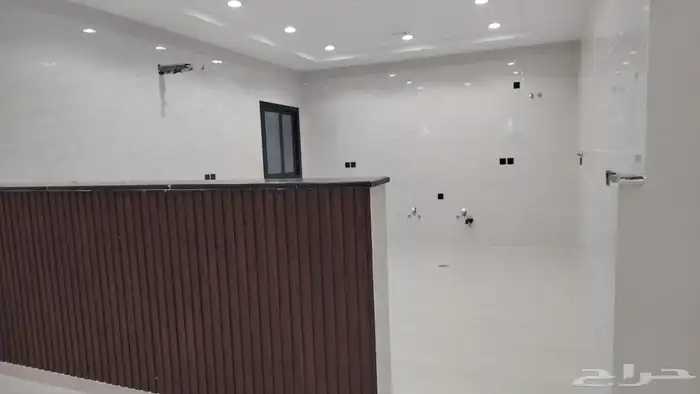 فله دورين مساحة 300 درج خارجي 3