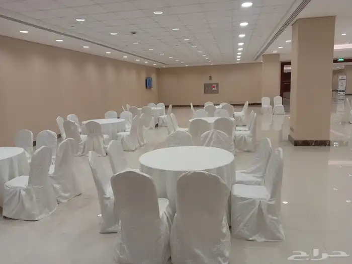 محل تاجير طاولات وكراسي يوجد لدينا دفايات اذا الملك في كراسي 11