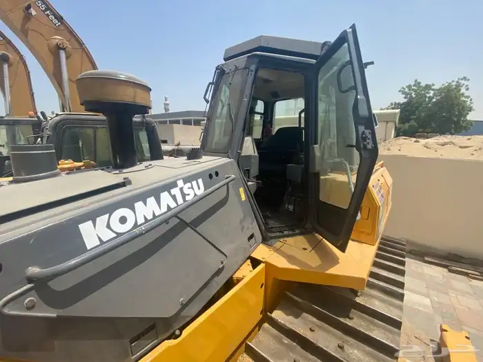 بلدوزر155 كوماتسو 14