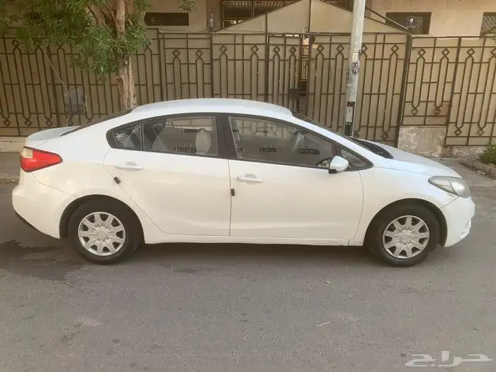 كيا سيراتو اتوماتيك مفحوص ومجدد الاستماره 1