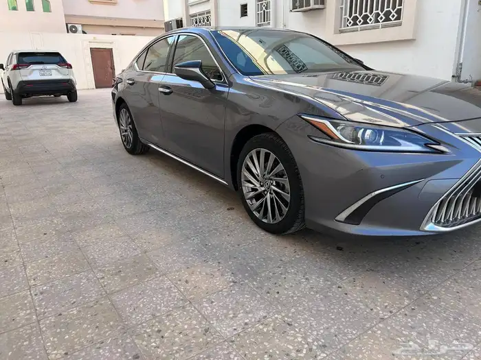 لكزس 2021 ES250 فئة AA ممشى 60 الف 8
