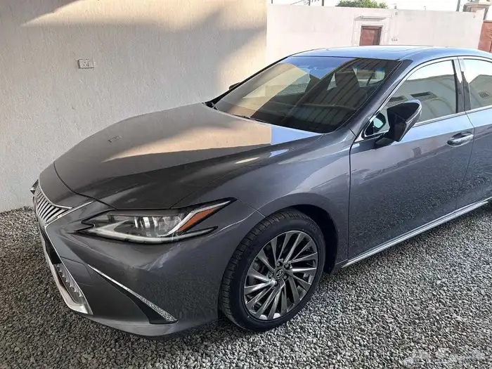 لكزس 2021 ES250 فئة AA ممشى 60 الف 16