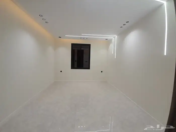 للبيع شقه دور ثاني مع سطح مستقل بحي درة الموسى ب550الف 16