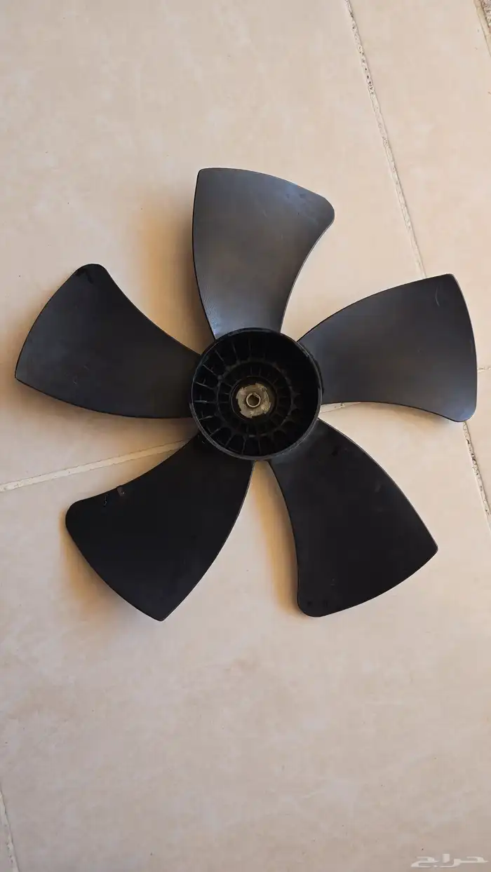 مروحة ريديتر سيارة معرف حق أي سياره بس جديده تركب ع كل سياره 0