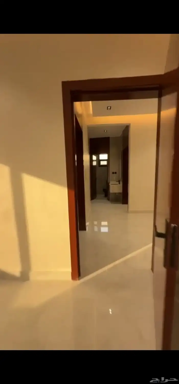 للبيع شقة في حي الندوة بسعر 450 الف 6