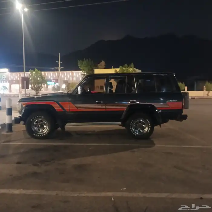 لاندكروزر صالون VX كلاسيك فل 22