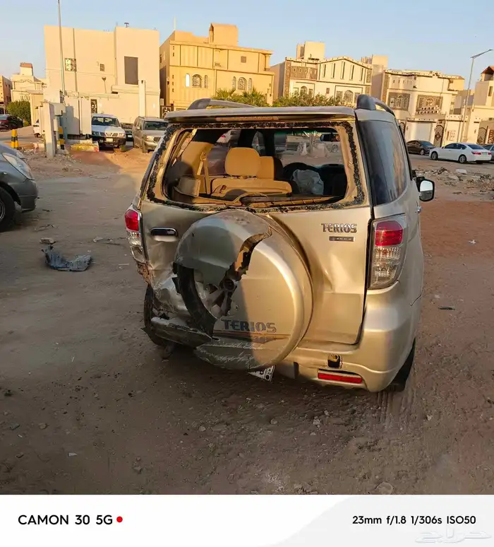 للبيع دايهاتسو تيريوس 2013 مصدوم 3