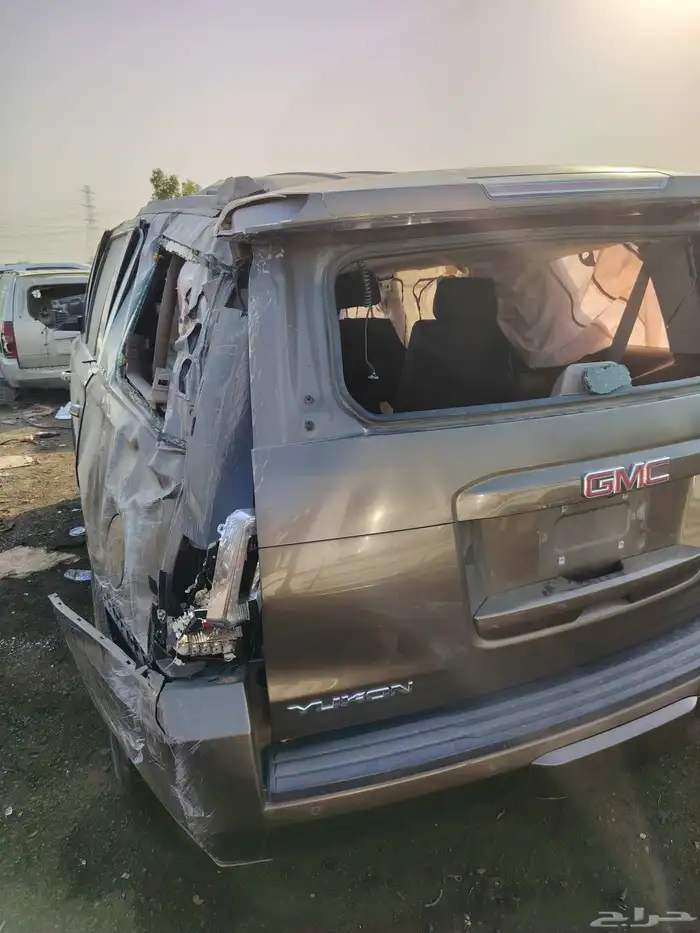 جمس يوكن 2016 تشليح قطع غيار سيارات 2