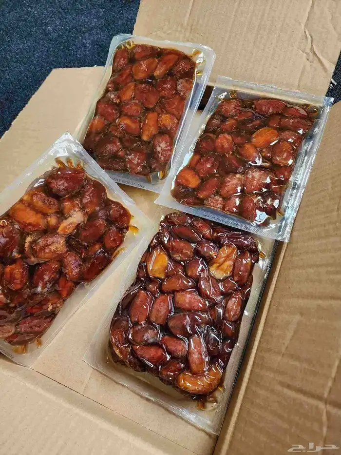 تمر اخلاص اشيقر ابو كيلوه يوجد في الكرتون 8قطع 5