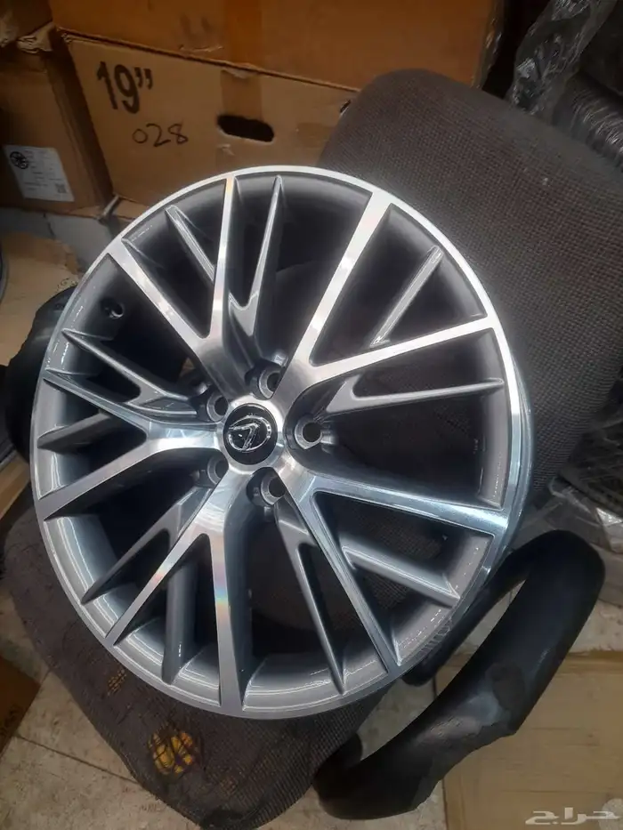 جنوط لكزس gs مقاس 19 حق موديل 2018 صيني درجه اولى كوبي ون 2