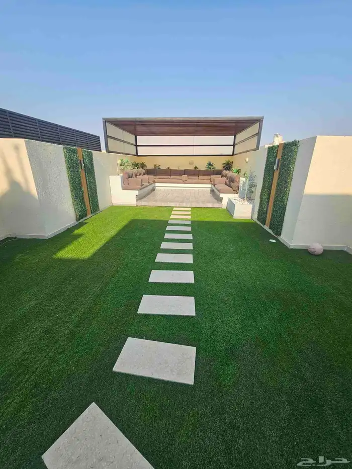 للبيع فيلا ديلوكس في حي العمرة الجديدة 13