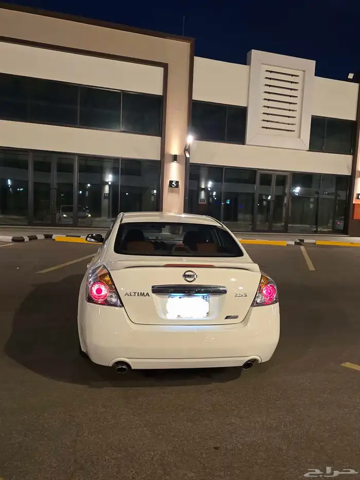 نيسان التيماء 2010 1