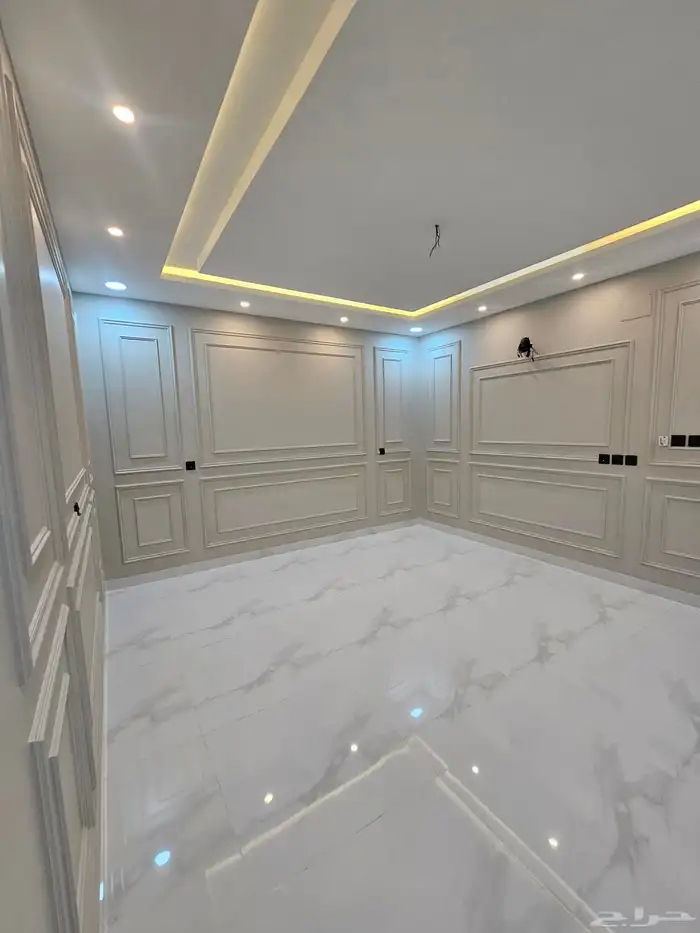 للبيع فيلا ديلوكس في حي العمرة الجديدة 1