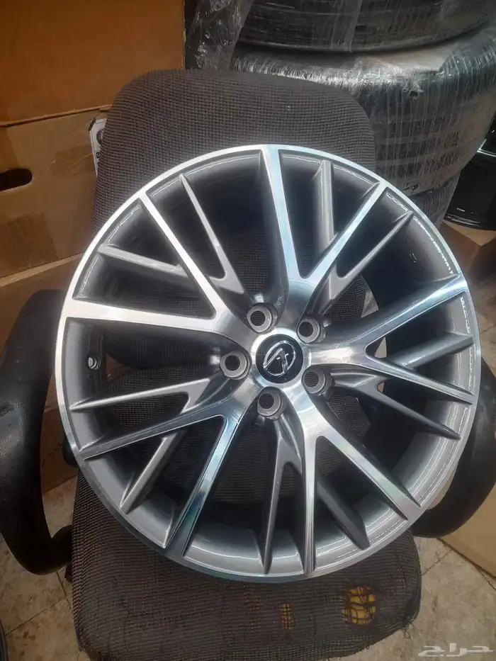 جنوط لكزس gs مقاس 19 حق موديل 2018 صيني درجه اولى كوبي ون 1