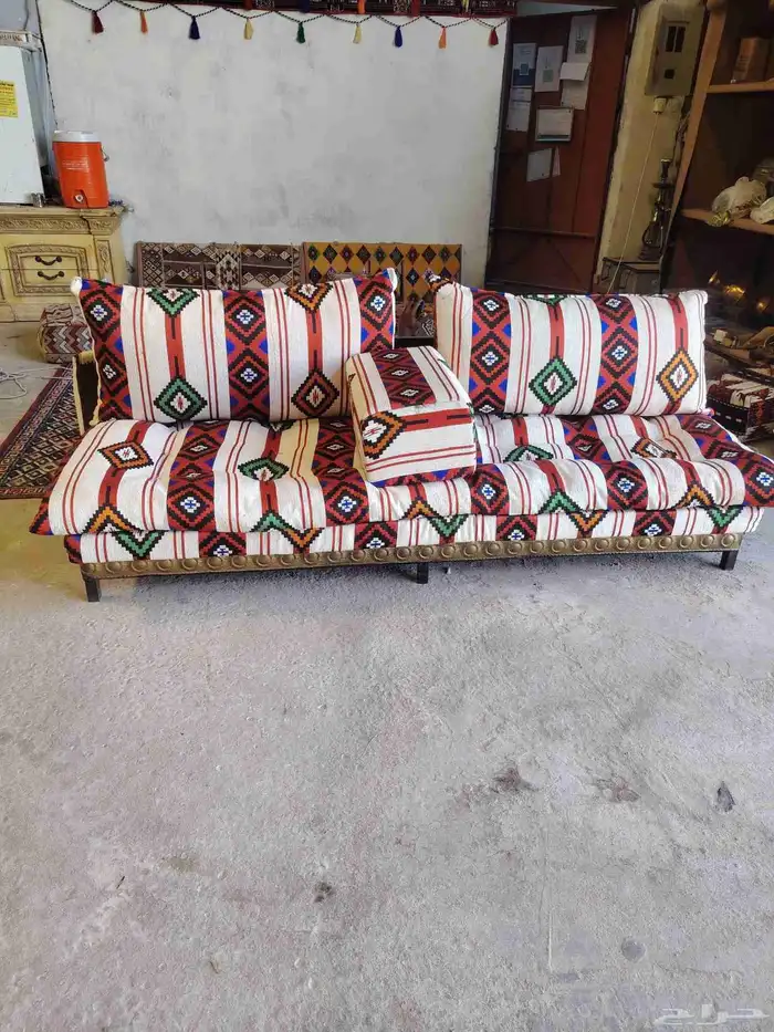 كراسي طاولات 10