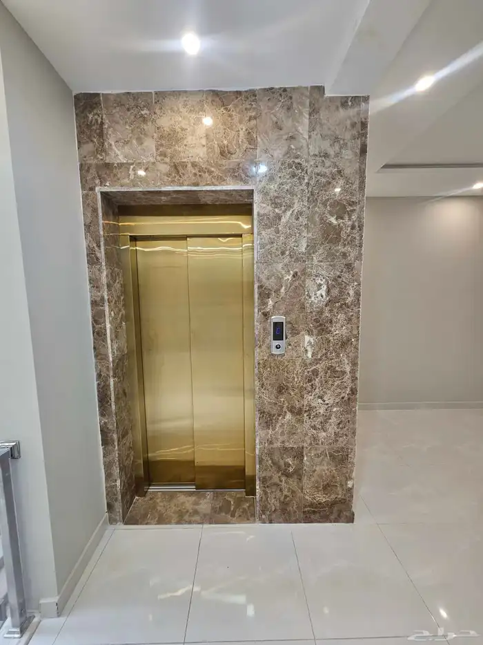 للبيع فيلا ديلوكس في حي العمرة الجديدة 10