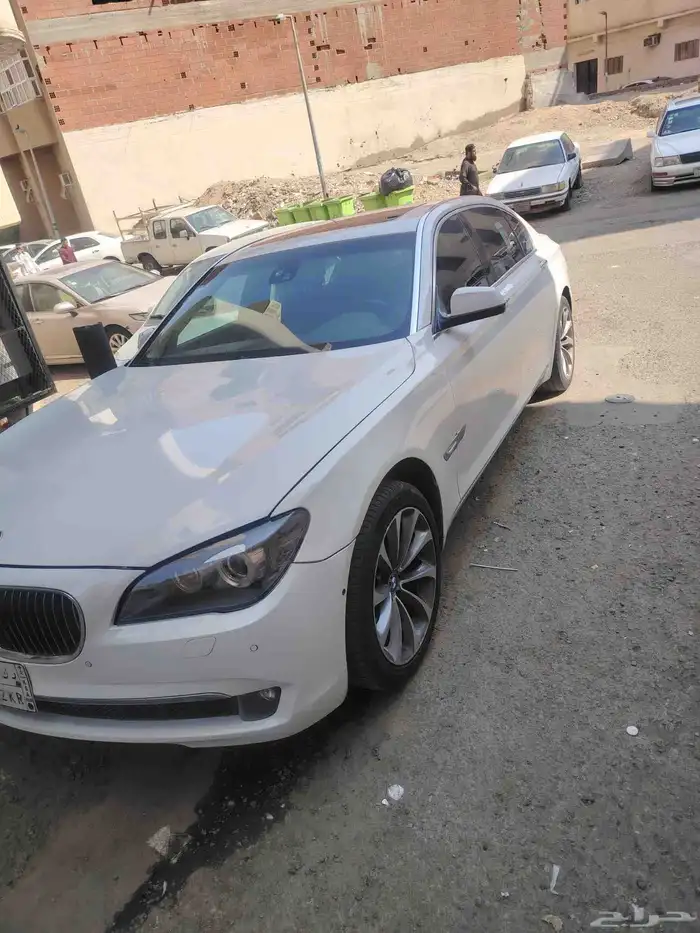 بي ام دبليو 2012 سته سلندر بدون تيربو 3