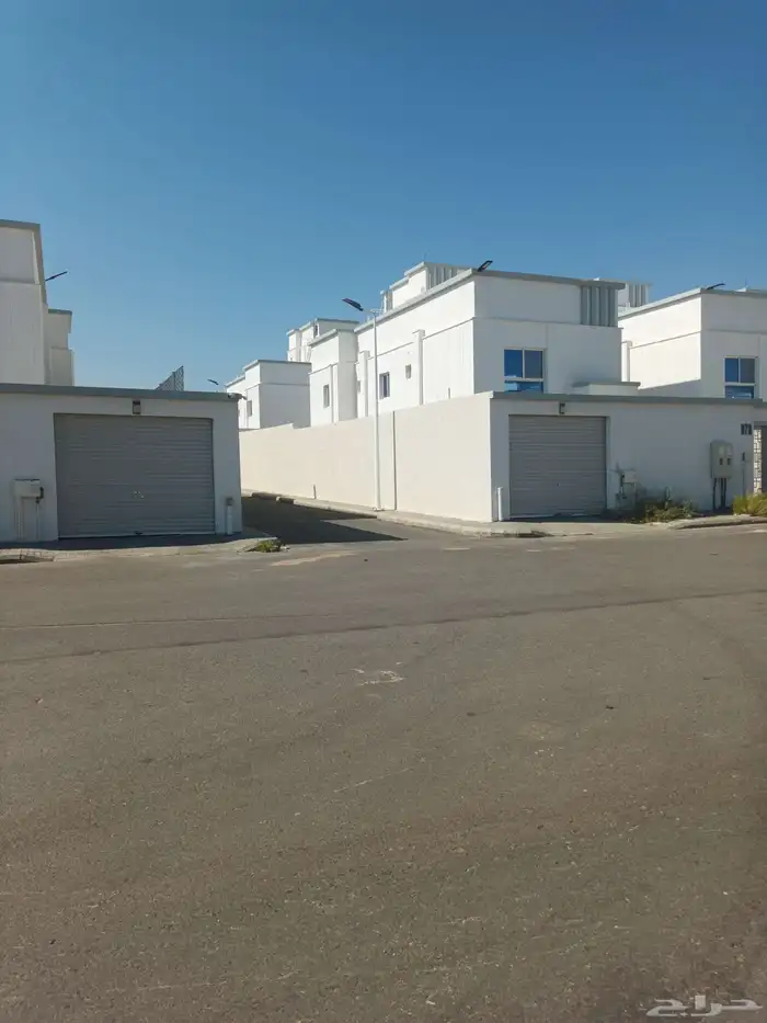 ارض للبيع في مدينة الورود 4