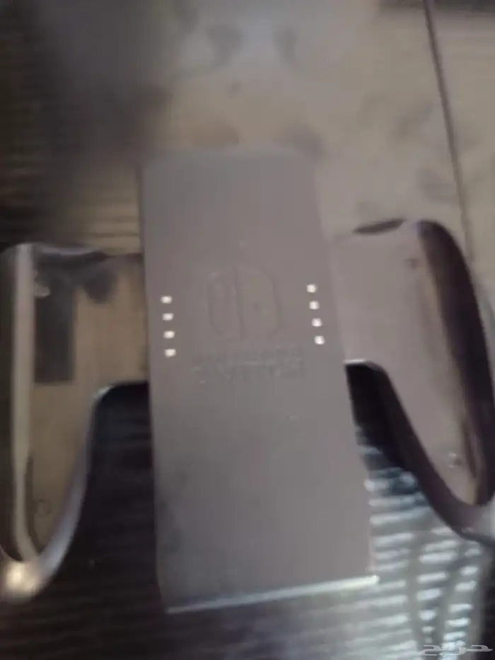 جهاز نينتندو سويتش أولد مع يدين و مساحه زياده256 قيقا 4