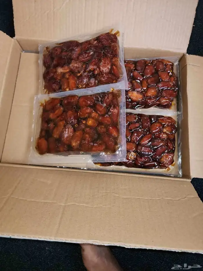 تمر اخلاص اشيقر ابو كيلوه يوجد في الكرتون 8قطع 1