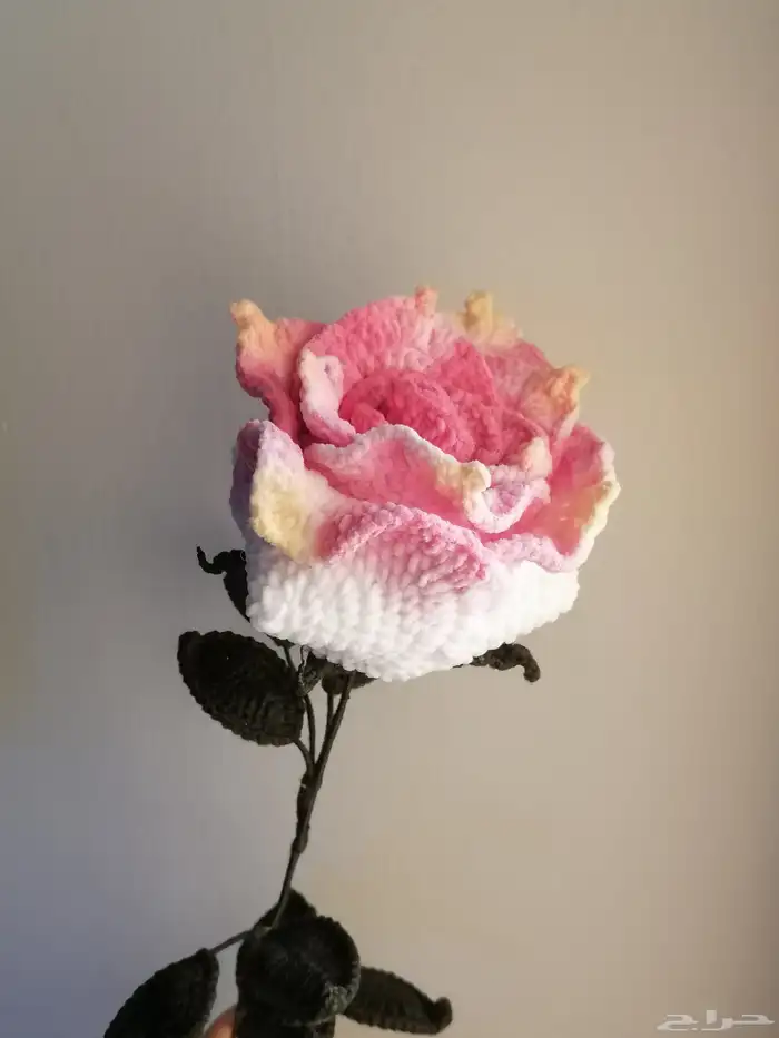 وردات جوري كبيرة بخيوط الصوف للديكور المنزلي 3