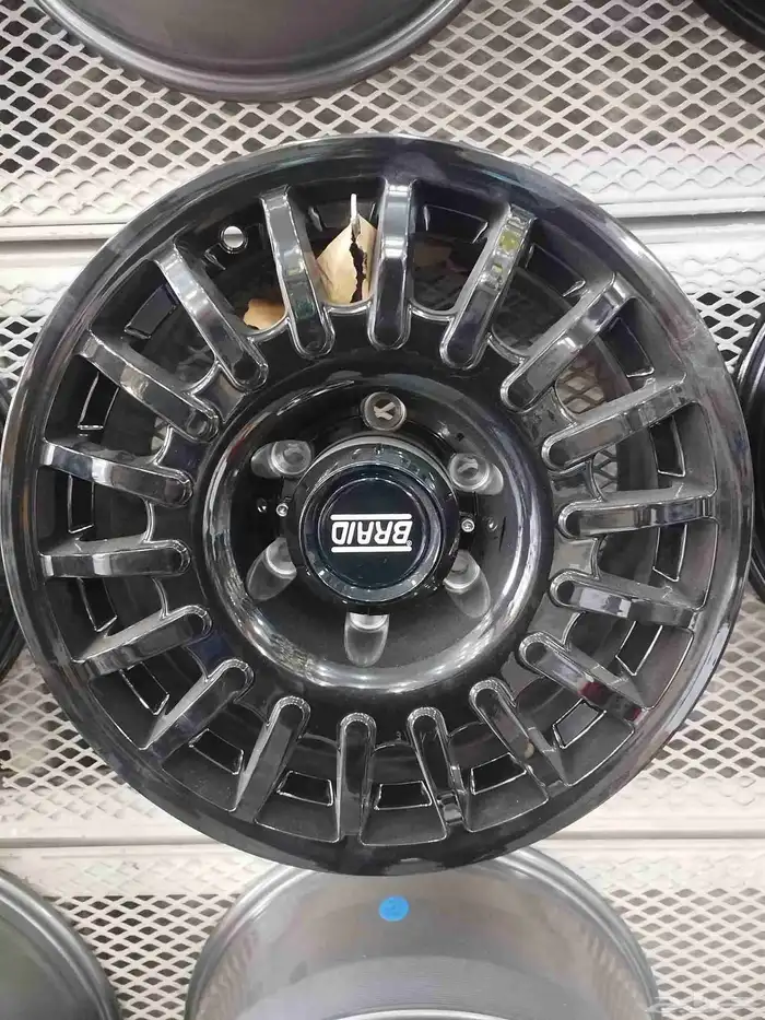 يتوفر جنوط بجميع انواعها ميثود فيول كي ام سي برايد 19