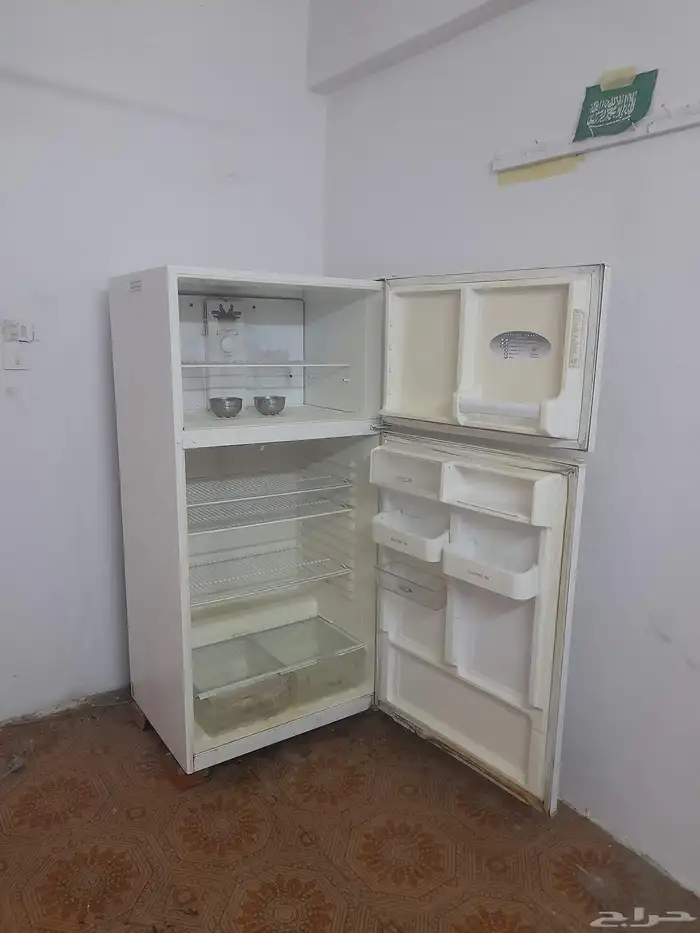 ثلاجه 12قدم خميس مشيط الخالديه 1