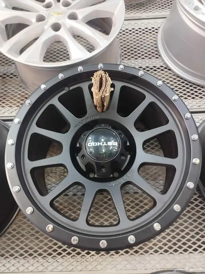 يتوفر جنوط بجميع انواعها ميثود فيول كي ام سي برايد 16