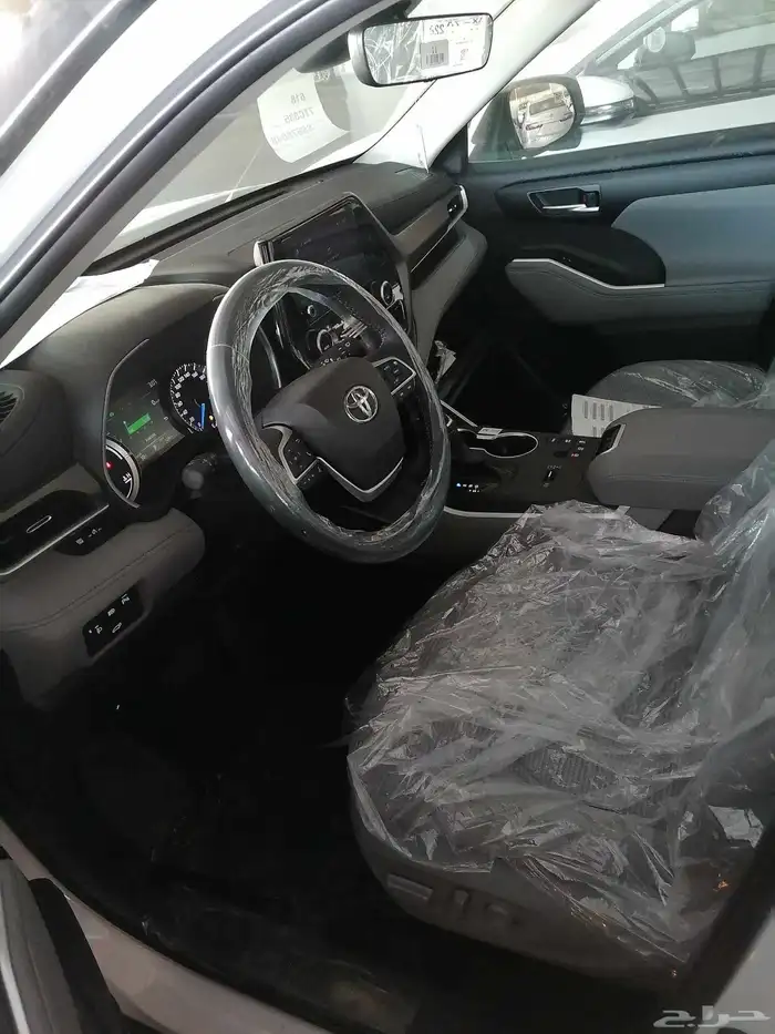 تويوتا هايلاندر GLE هايبرد 2500 سي سي موديل 2025 7