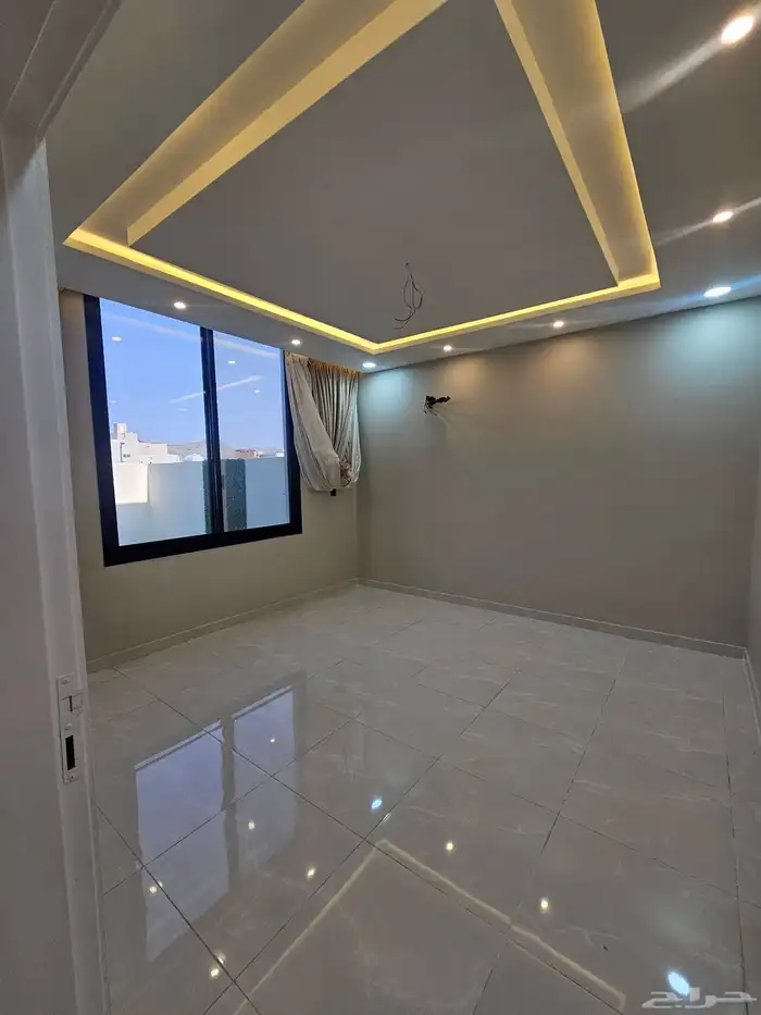 للبيع فيلا ديلوكس في حي العمرة الجديدة 12