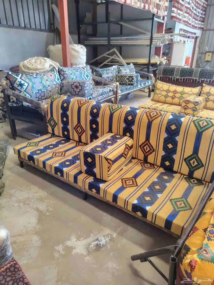 كراسي طاولات 7