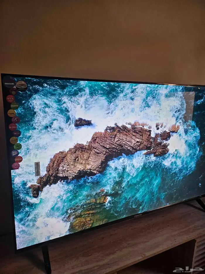 شاشه نيكاي 55 بوصه 4k شبه جديد مع الريموت 4