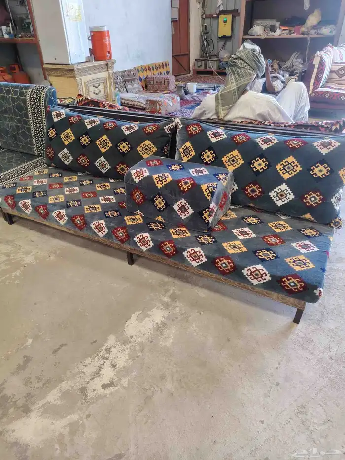 كراسي طاولات 9