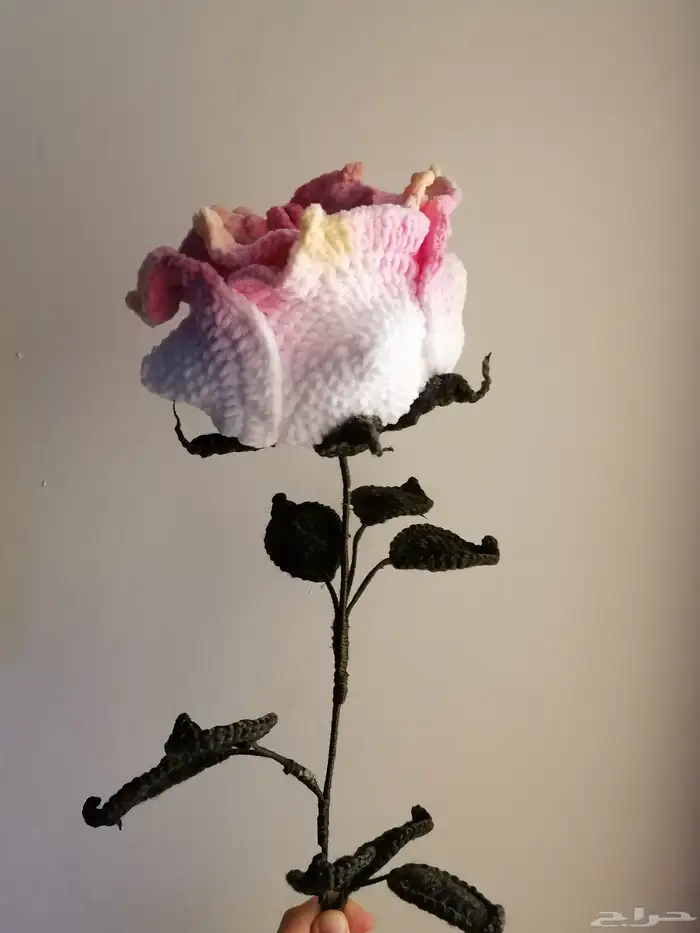 وردات جوري كبيرة بخيوط الصوف للديكور المنزلي 2