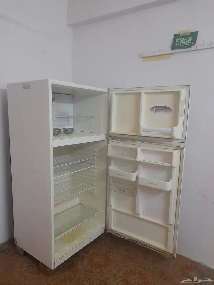 ثلاجه 12قدم خميس مشيط الخالديه 3