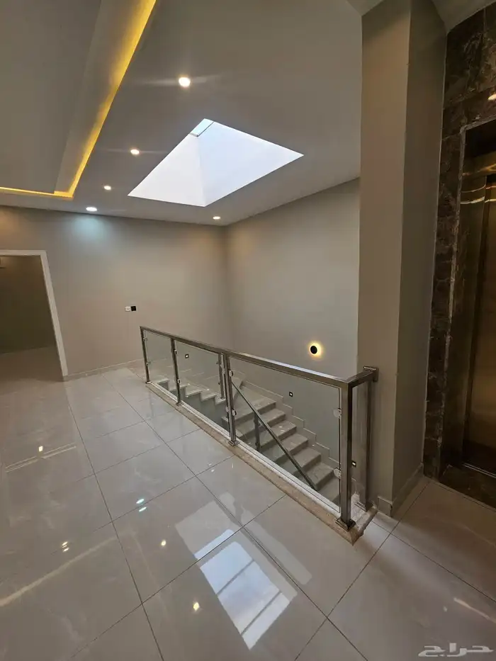 للبيع فيلا ديلوكس في حي العمرة الجديدة 9