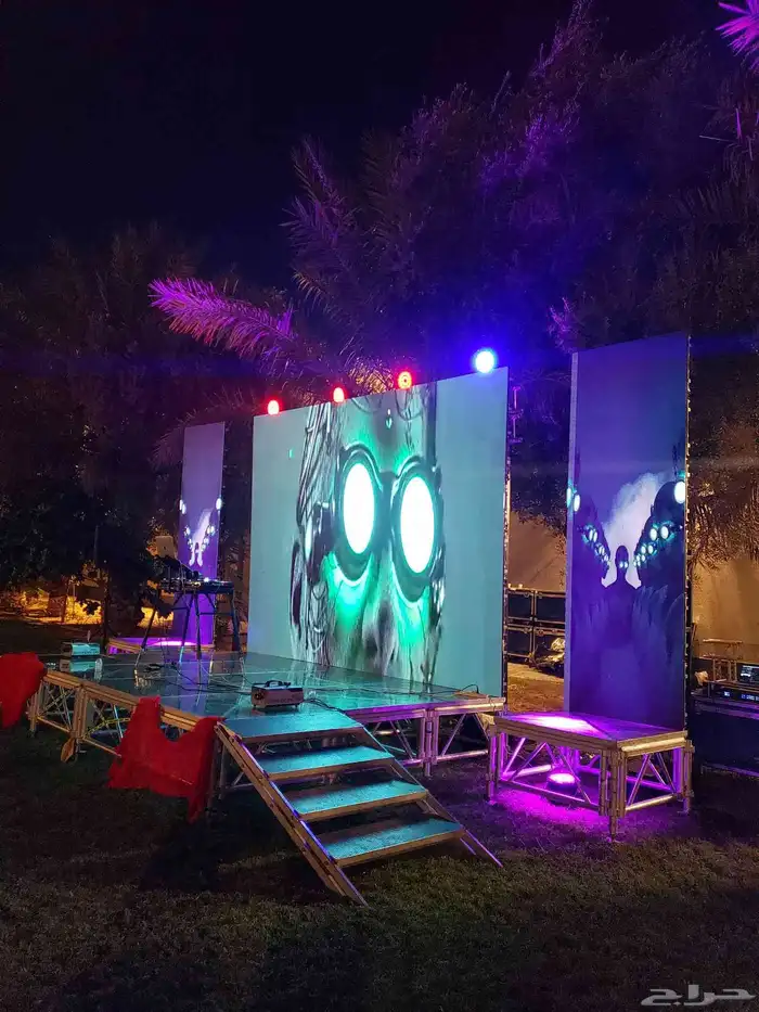 شاشات عرض استيج خشب شاشات p2 1