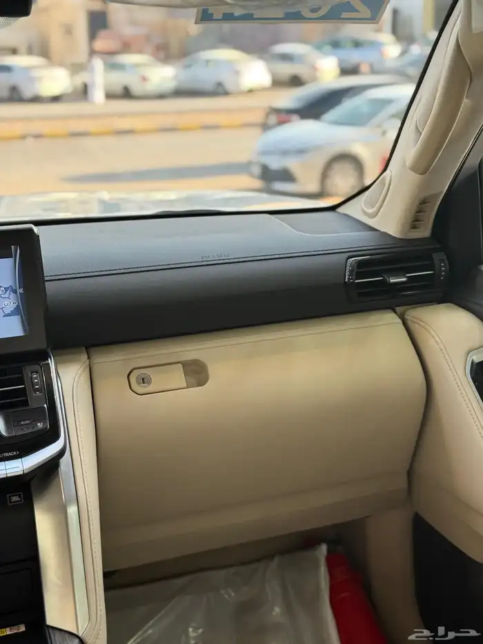 لاندكروزر - في اكس - 2024 - بسعر 295 الف (( تم البيع )) 18