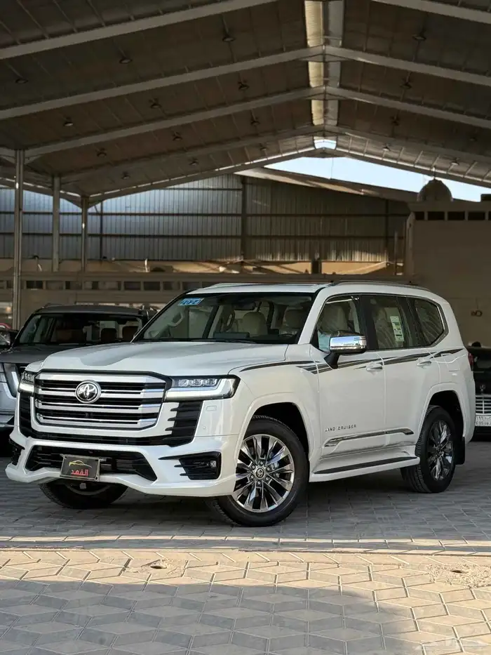 لاندكروزر - في اكس - 2024 - بسعر 295 الف (( تم البيع )) 4