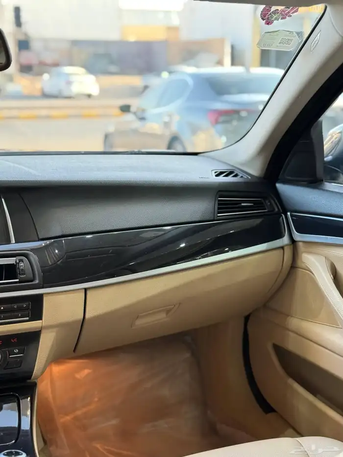 بي ام دبليو - 2016 - 520 - فل كامل 15