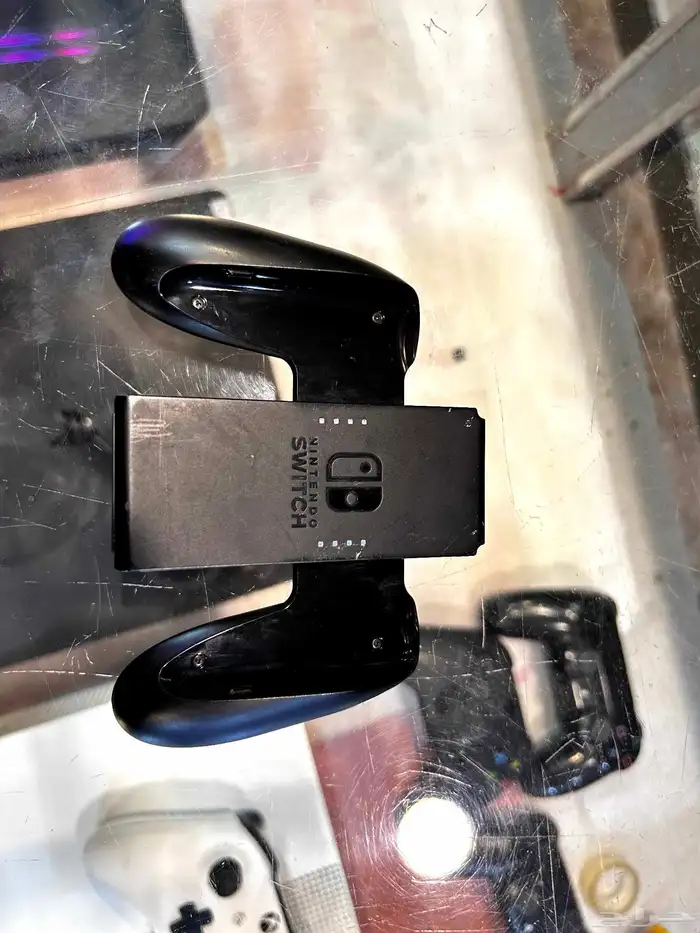 نيتندو سويتش مهكر 4